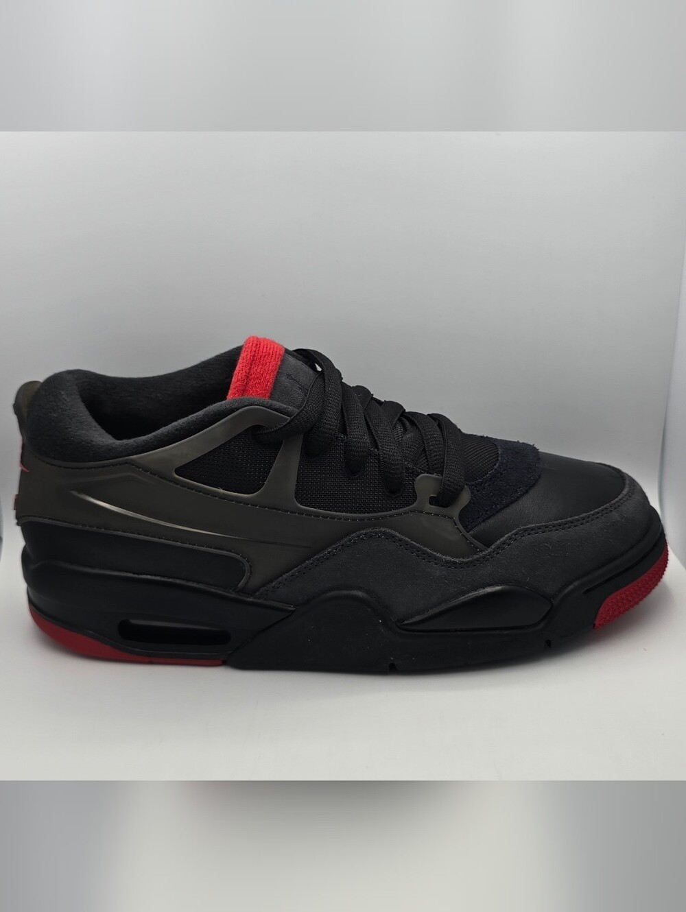 Jordan Men's Black and Red Low-Top Sneakers